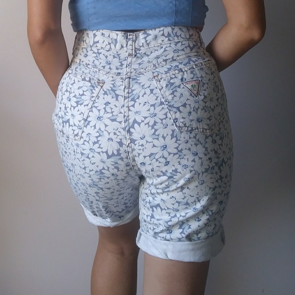 Vintage Pants - Vintage Palmettos floral shorts